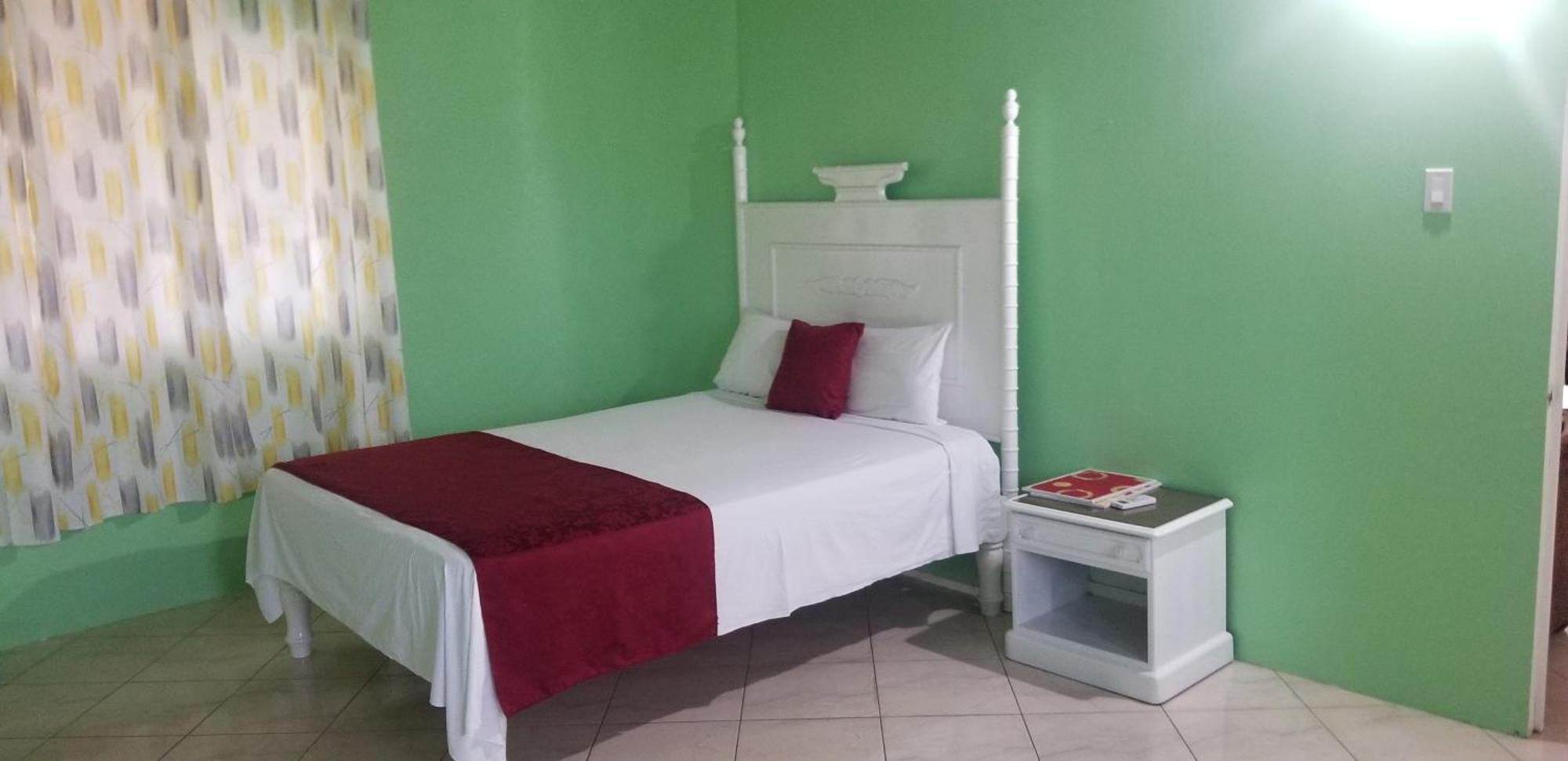 Wizzy Apartment White River Ocho Rios Exterior photo