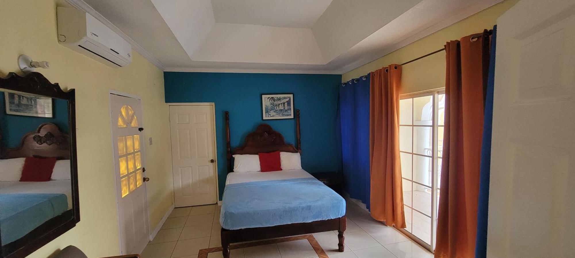 Wizzy Apartment White River Ocho Rios Room photo