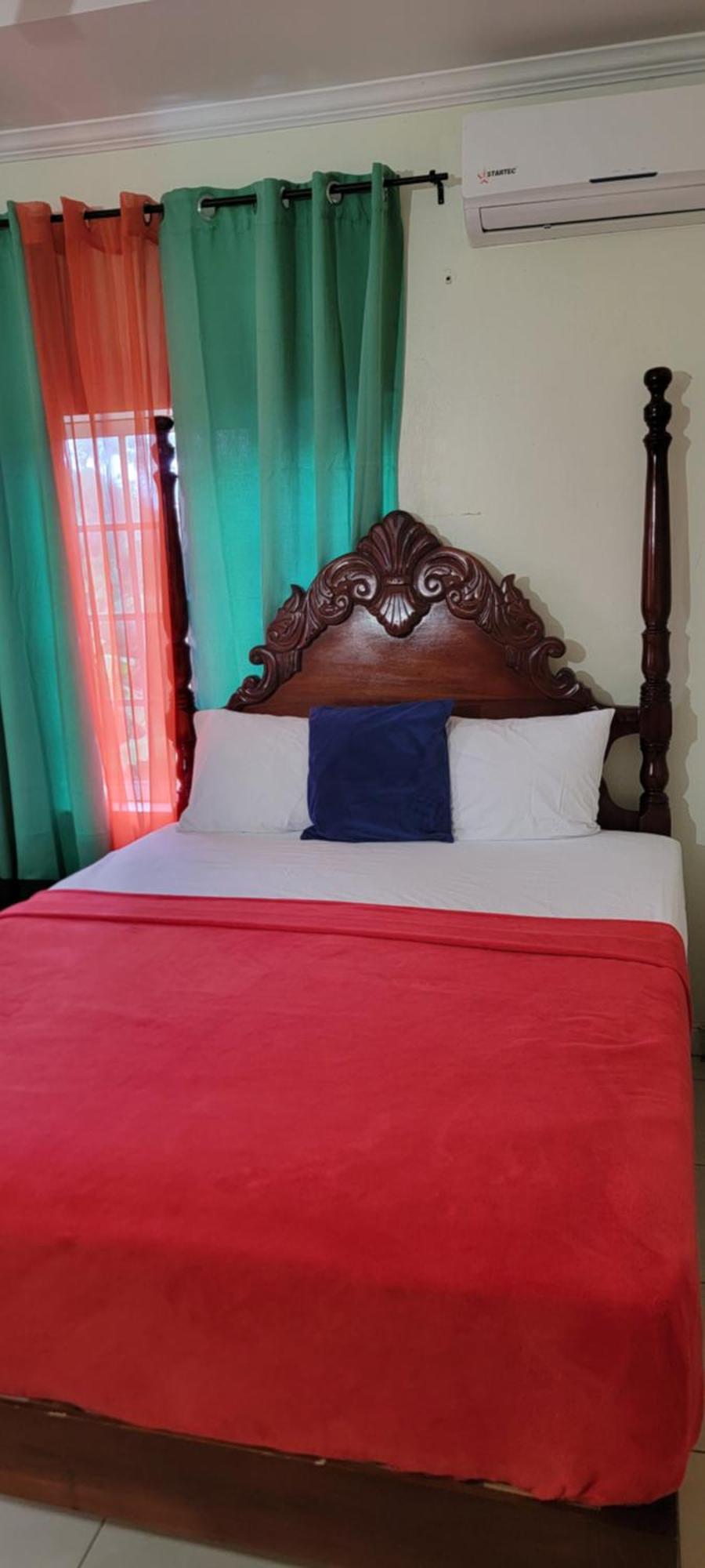 Wizzy Apartment White River Ocho Rios Exterior photo